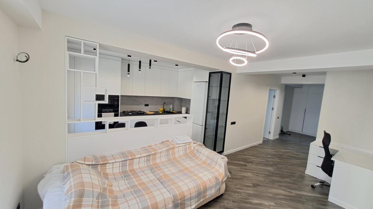 Апартаменты Аэропорт Кишинев 24&24 Экстерьер фото